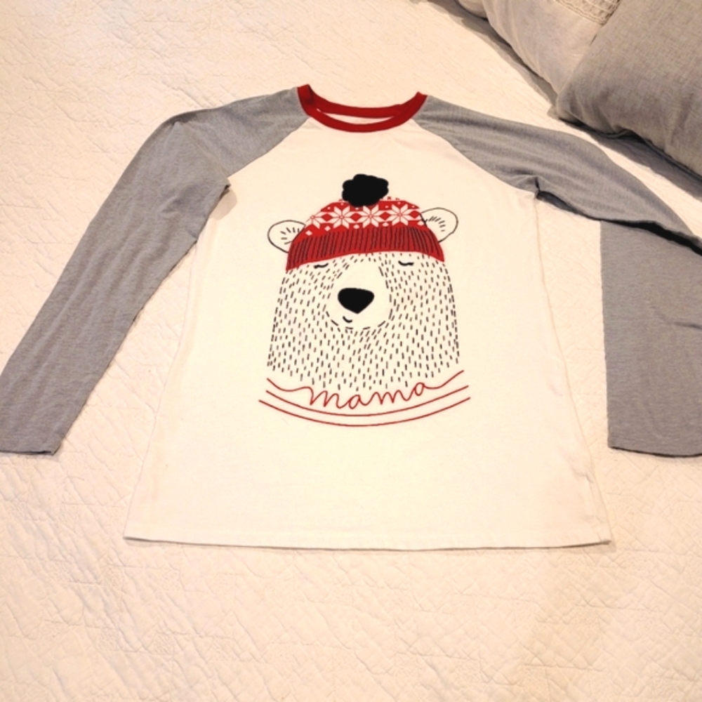 Wondershop Mama Bear winter Christmas Beanie raglan t-shirt size XS